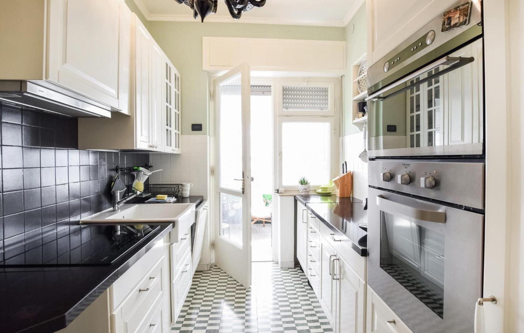 2 Bedroom Cozy Apartment In غوريزيا المظهر الخارجي الصورة